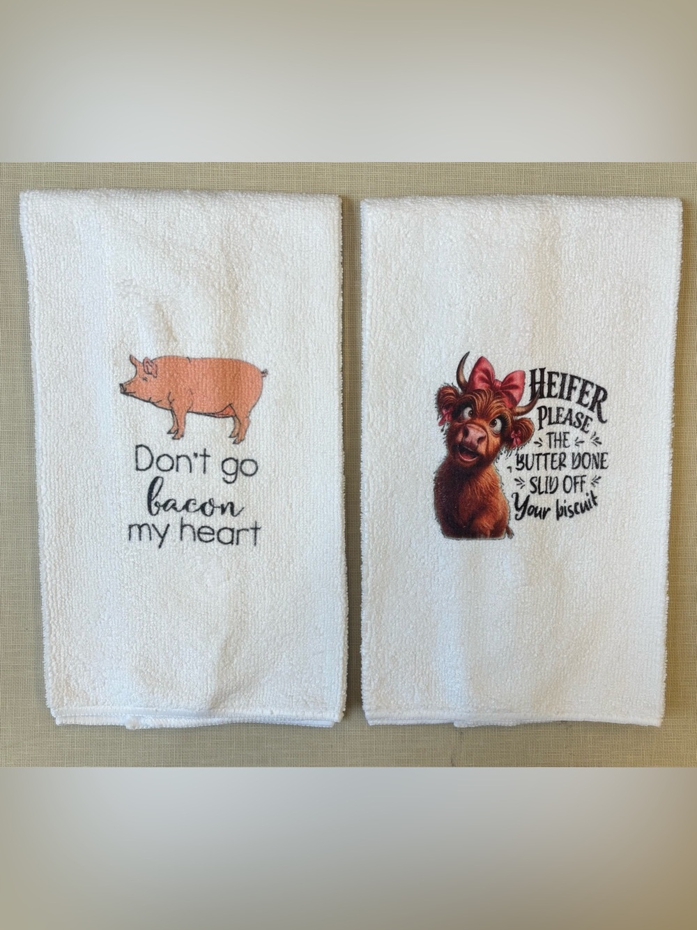 NEW White Farmhouse Pig and Cow Embroidered Kitchen Towels